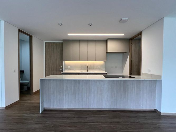 Apartamento de 2 alcobas en arriendo en Sajonia, Rionegro, 106 m² · foto 5 de 11