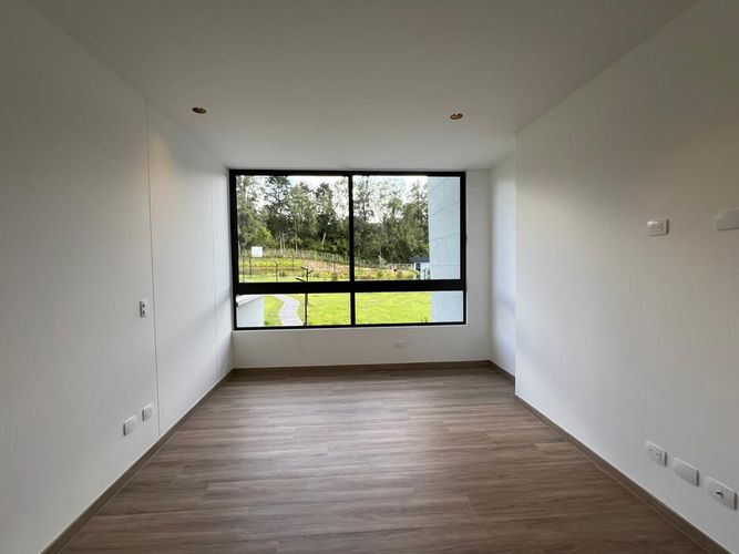 Apartamento de 2 alcobas en arriendo en Sajonia, Rionegro, 106 m² · foto 7 de 11