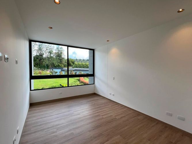 Apartamento de 2 alcobas en arriendo en Sajonia, Rionegro, 106 m² · foto 8 de 11