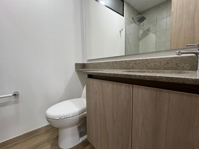 Apartamento de 2 alcobas en arriendo en Sajonia, Rionegro, 106 m² · foto 9 de 11