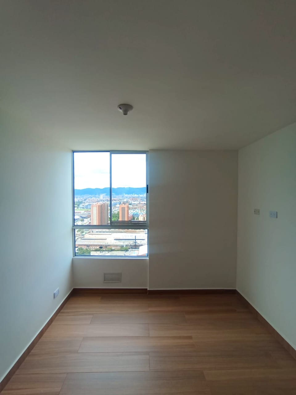 Apartamento en venta en Madelena, Bogotá · foto 7 de 12