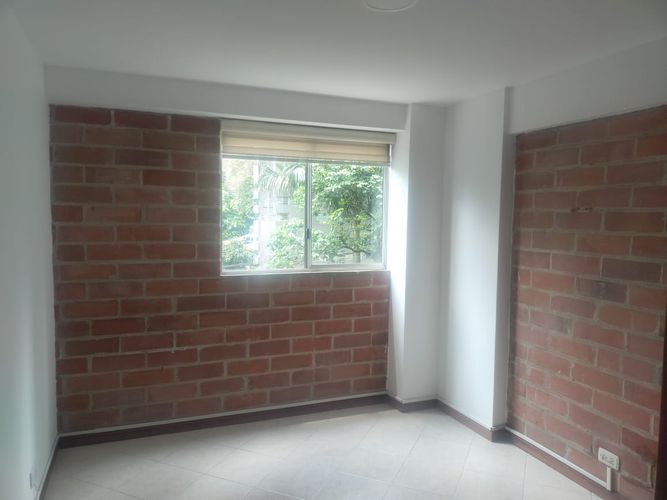 Apartamento de 2 alcobas en arriendo en El Poblado, Medellín, 63 m² · foto 10 de 13