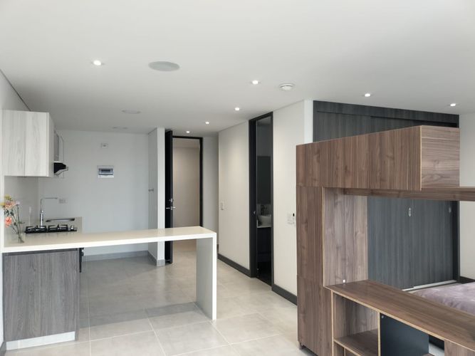 Apartamento de 1 alcoba en arriendo en El Poblado, Medellín, 45 m² · foto 2 de 11