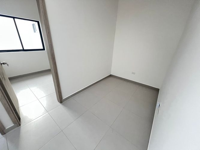 Casa de 3 alcobas en venta en Rionegro, 150 m² · foto 6 de 13
