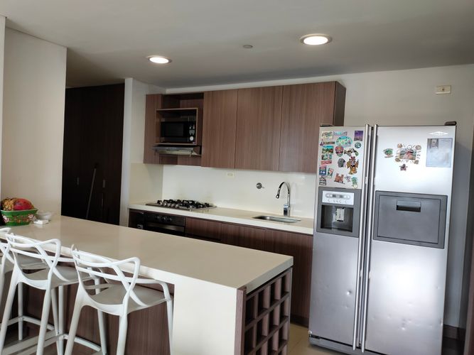 Apartamento de 3 alcobas en venta en El Poblado, Medellín, 122 m² · foto 5 de 19