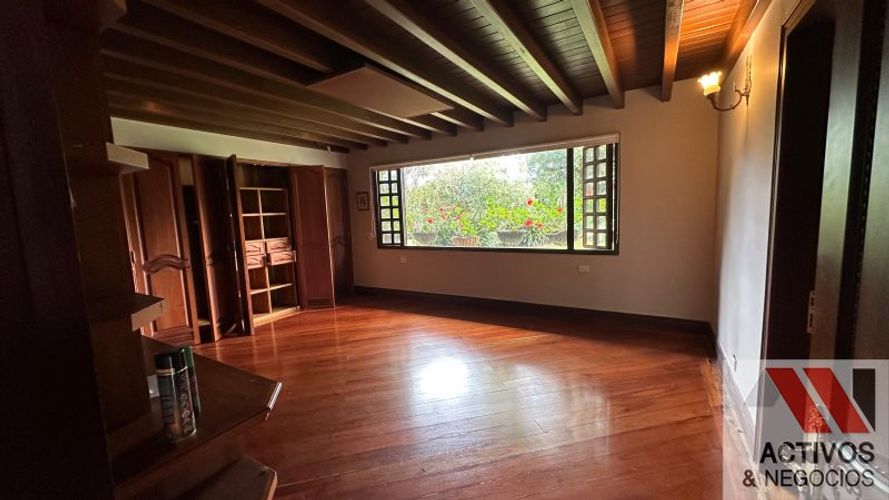 Casa de 6 alcobas en venta en Llano Grande, Rionegro · foto 6 de 24