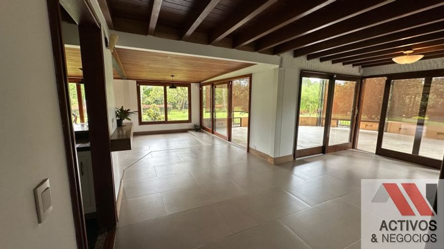Casa de 6 alcobas en venta en Llano Grande, Rionegro · foto 7 de 24