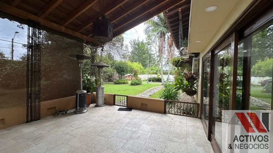 Casa de 6 alcobas en venta en Llano Grande, Rionegro · foto 10 de 24