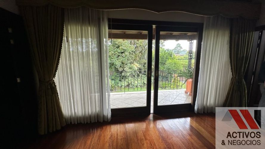 Casa de 6 alcobas en venta en Llano Grande, Rionegro · foto 13 de 24