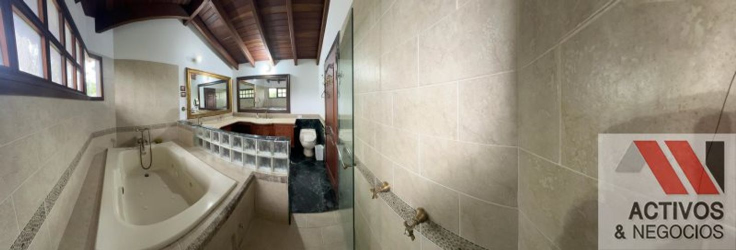 Casa de 6 alcobas en venta en Llano Grande, Rionegro · foto 16 de 24