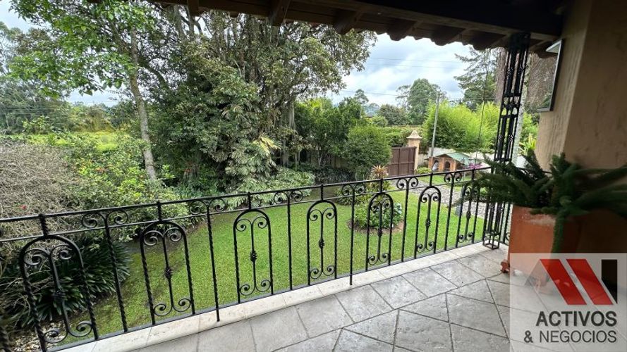 Casa de 6 alcobas en venta en Llano Grande, Rionegro · foto 21 de 24