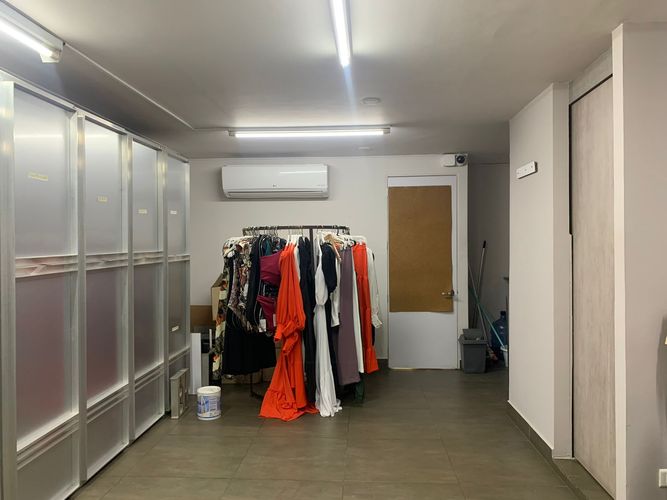 Local en arriendo en El Poblado, Medellín, 67 m² · foto 2 de 7