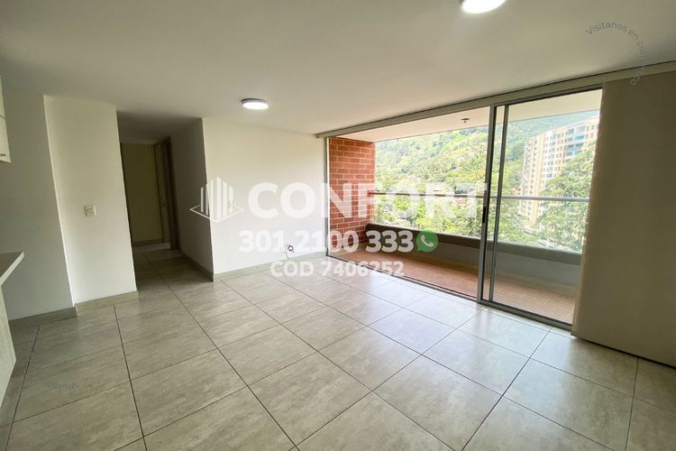 Apartamento de 3 alcobas en arriendo en El Chingui, Envigado, 80 m² · foto 3 de 24