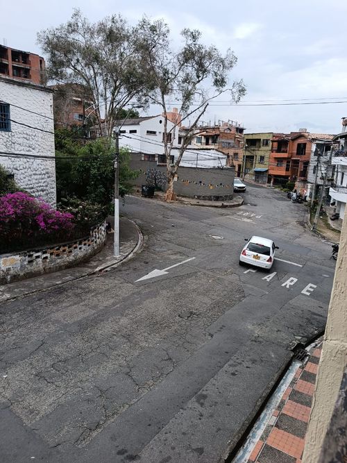 Casa en venta en La Candelaria, Medellín, 178 m² · foto 6 de 24