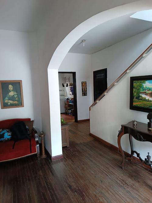 Casa en venta en La Candelaria, Medellín, 178 m² · foto 10 de 24