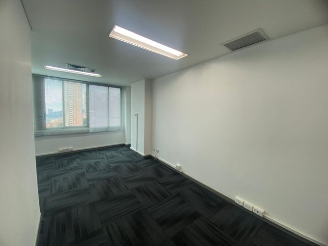 Oficina en arriendo en El Poblado, Medellín, 35 m² · foto 12 de 20