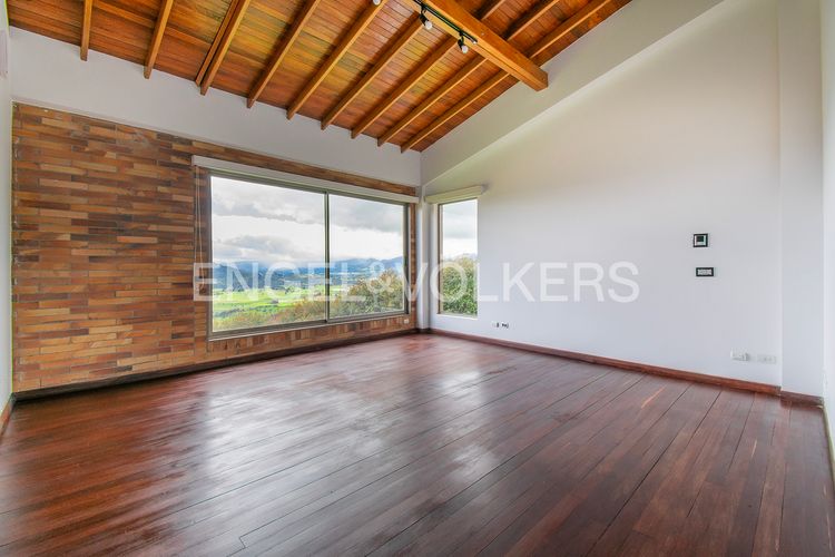 Casa de 2 alcobas en venta en Yerbabuena, Sopó, 370 m² · foto 9 de 18