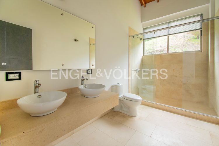Casa de 2 alcobas en venta en Yerbabuena, Sopó, 370 m² · foto 12 de 18