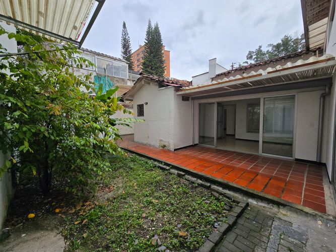 Local en venta en El Poblado, Medellín, 500 m² · foto 13 de 16
