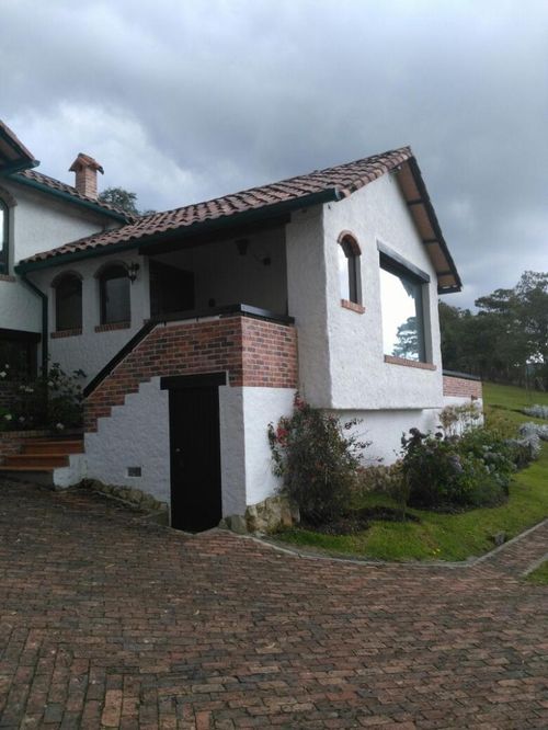 Casa en venta en Yerbabuena, Chía, 390 m² · foto 2 de 19
