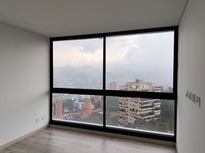 Apartamento de 3 alcobas en arriendo en El Poblado, Medellín, 148 m² · foto 11 de 19