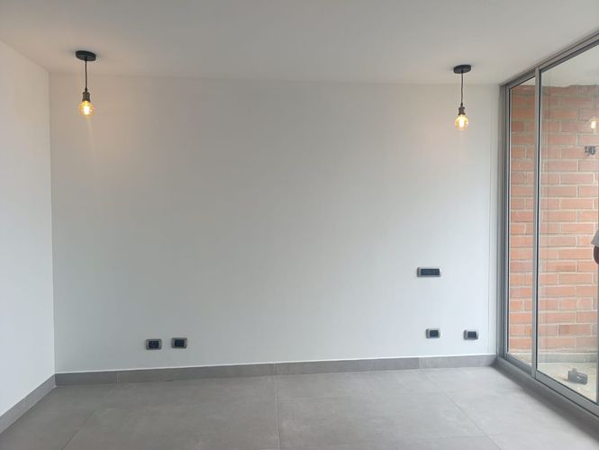 Apartamento de 2 alcobas en arriendo en El Poblado, Medellín, 117 m² · foto 13 de 18