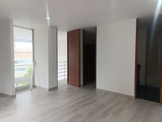 Apartamento de 2 alcobas en arriendo en El Poblado, Medellín, 140 m² · foto 12 de 18