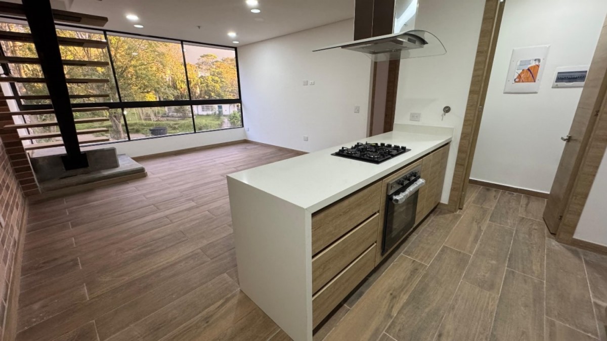 Apartamento en venta en Loma Del Escobero, Envigado · foto 3 de 18