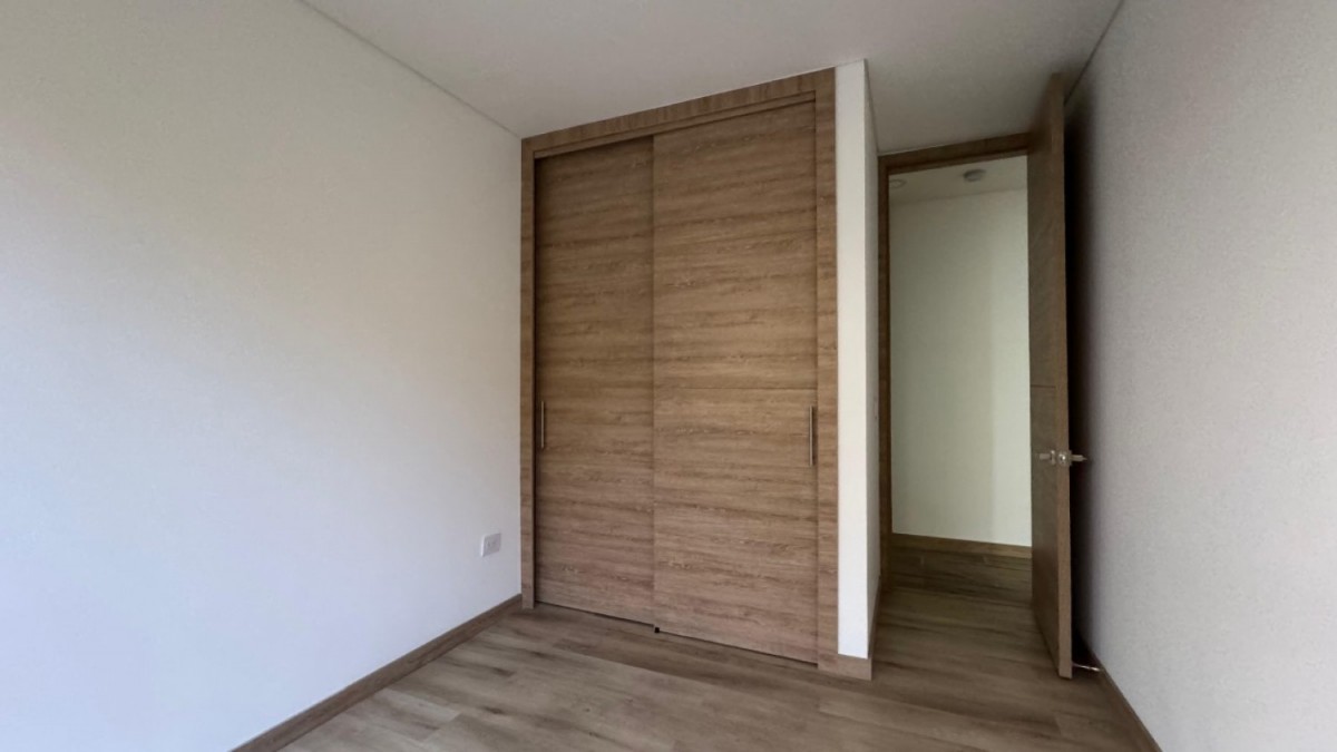Apartamento en venta en Loma Del Escobero, Envigado · foto 6 de 18