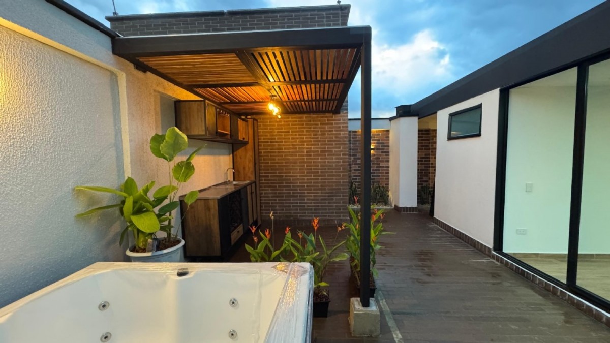 Apartamento en venta en Loma Del Escobero, Envigado · foto 16 de 18