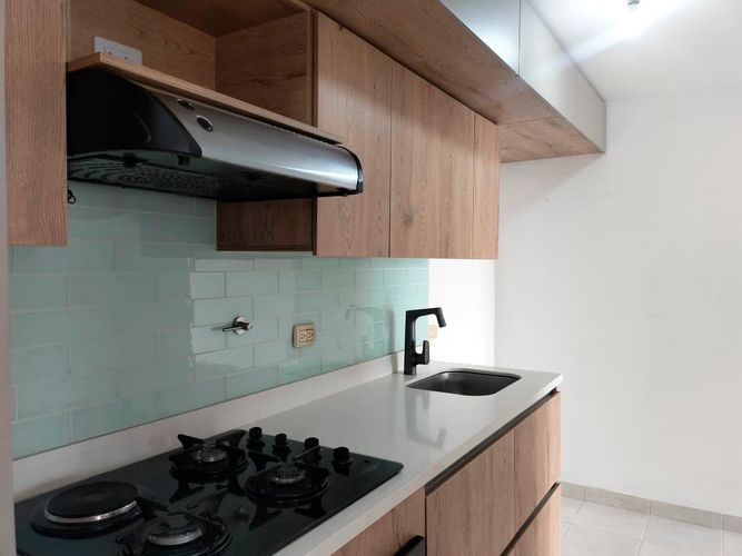 Apartamento de 2 alcobas en arriendo en El Poblado, Medellín, 88 m² · foto 6 de 15