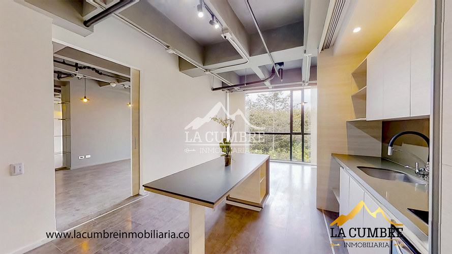 Apartamento de 2 alcobas en arriendo en Las Palmas, Medellín, 146 m² · foto 4 de 15