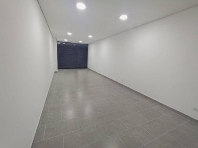 Local en arriendo en Las Palmas, Medellín, 46 m² · foto 2 de 5