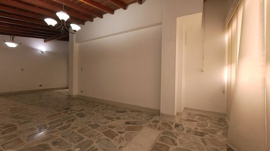 Apartamento de 4 alcobas en venta en Belén, Medellín, 154 m² · foto 3 de 14
