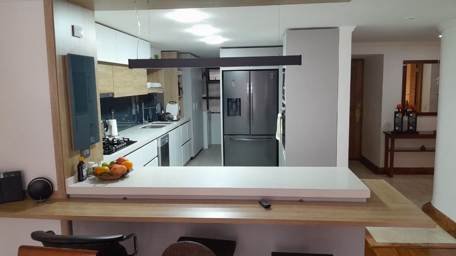 Apartamento de 3 alcobas en venta en Chapinero, Bogotá, 130 m² · foto 3 de 22