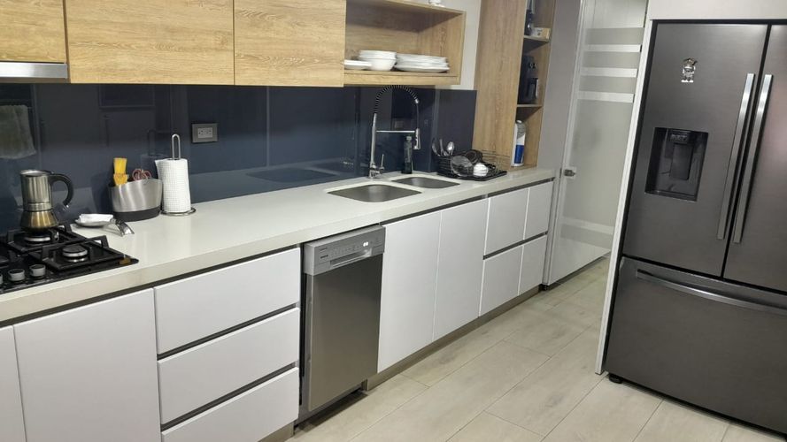 Apartamento de 3 alcobas en venta en Chapinero, Bogotá, 130 m² · foto 4 de 22