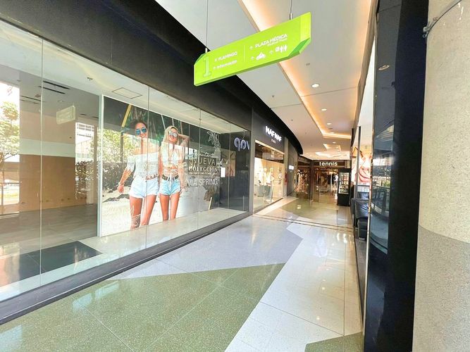 Local en venta en Mayorca, Sabaneta, 468 m² · foto 10 de 11