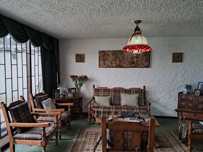 Casa de 4 alcobas en venta en Santa Paula, Bogotá, 193 m² · foto 2 de 12