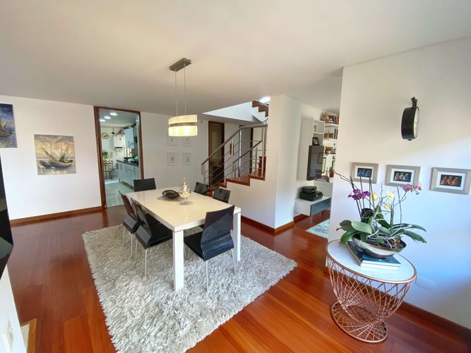 Apartamento de 3 alcobas en venta en Santa Barbara Oriental, Bogotá, 208 m² · foto 7 de 24