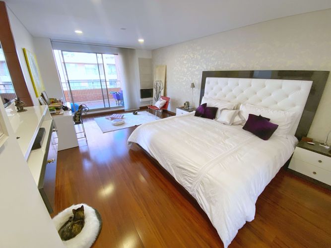 Apartamento de 3 alcobas en venta en Santa Barbara Oriental, Bogotá, 208 m² · foto 20 de 24