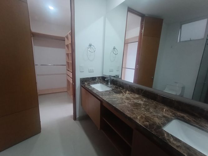 Apartamento de 3 alcobas en venta en Santa Teresita, Cali, 110 m² · foto 4 de 12