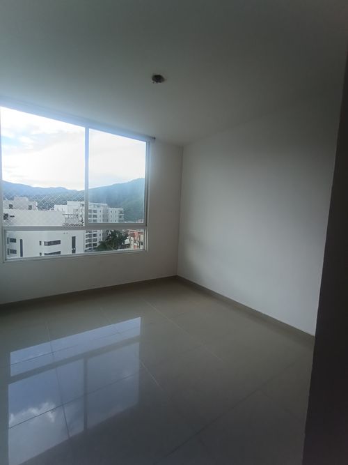Apartamento de 3 alcobas en venta en Santa Teresita, Cali, 110 m² · foto 11 de 12