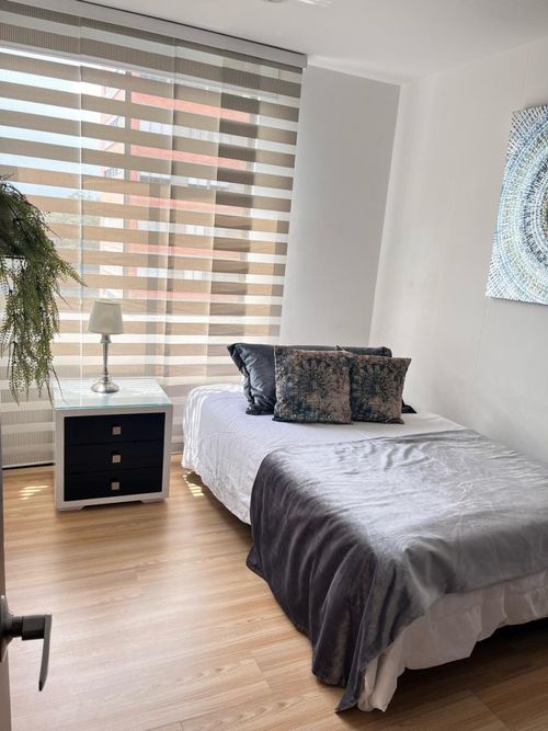 Apartamento de 3 alcobas en arriendo en Altos Del Poblado, Medellín, 87 m² · foto 9 de 22