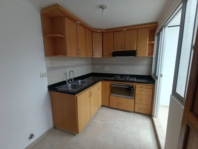 Casa de 4 alcobas en venta en San Marcel, Manizales, 112 m² · foto 4 de 14