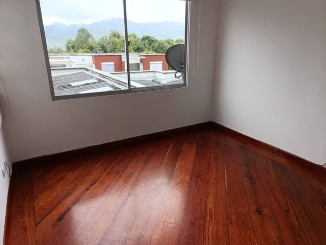 Casa de 4 alcobas en venta en San Marcel, Manizales, 112 m² · foto 7 de 14