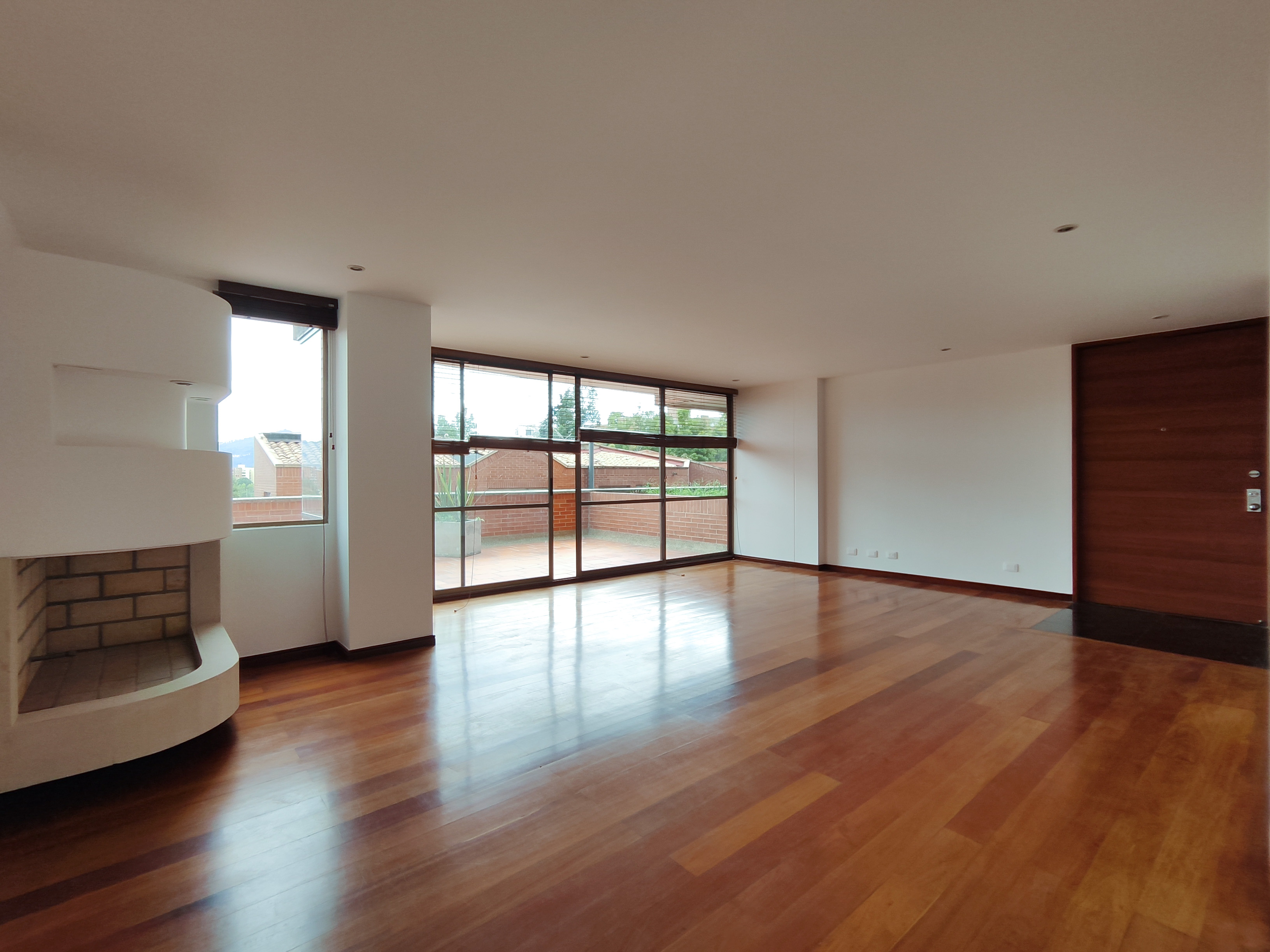 Apartamento en venta en Gratamira, Bogotá · foto 7 de 24