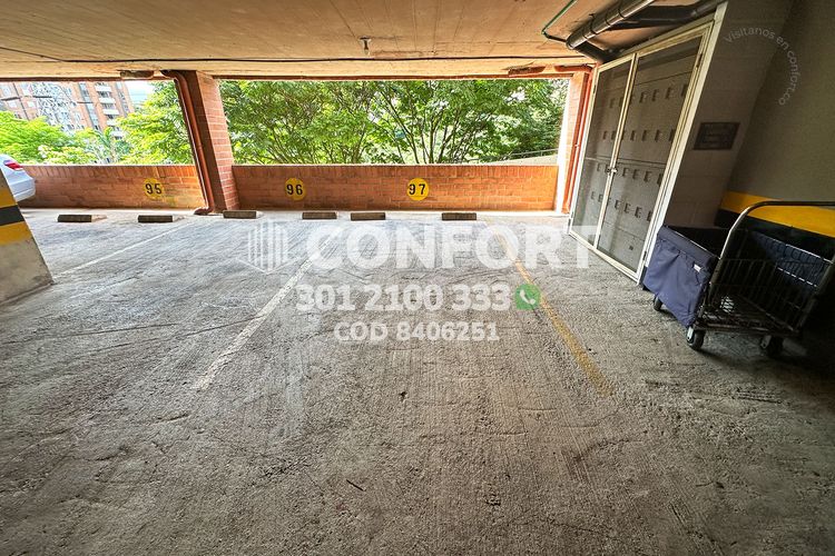 Apartamento de 3 alcobas en arriendo en San Diego, Medellín, 90 m² · foto 24 de 24