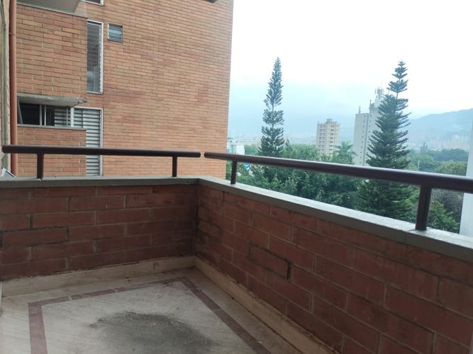 Apartamento de 3 alcobas en arriendo en El Poblado, Medellín, 107 m² · foto 16 de 16