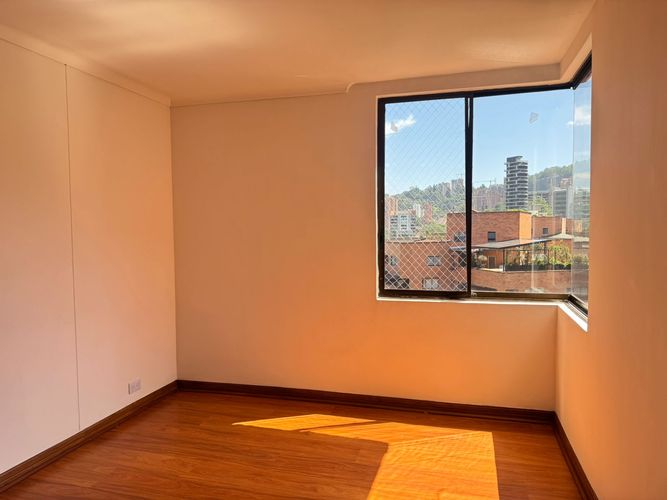 Apartamento de 3 alcobas en arriendo en El Poblado, Medellín, 160 m² · foto 14 de 20