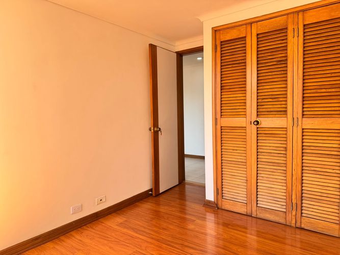 Apartamento de 3 alcobas en arriendo en El Poblado, Medellín, 160 m² · foto 16 de 20